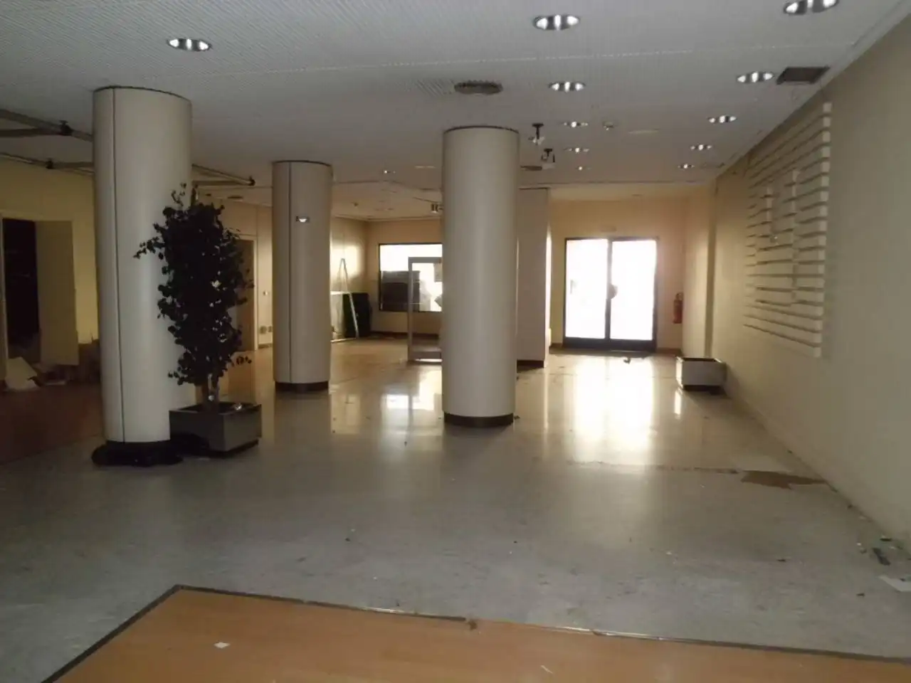 Gewerbefläche zum Verkauf in Avenida - Divina Pastora - Plaza de Toros, imagen 3