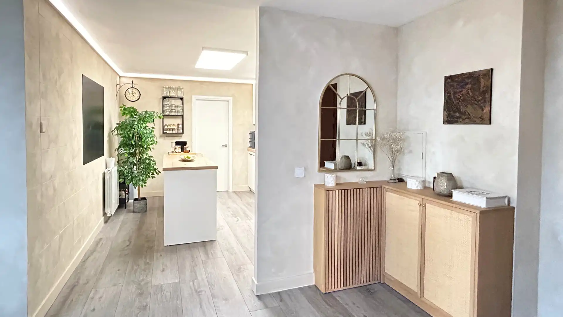 Flat for sale in  Palma de Mallorca  with Air Conditioner and Balcony