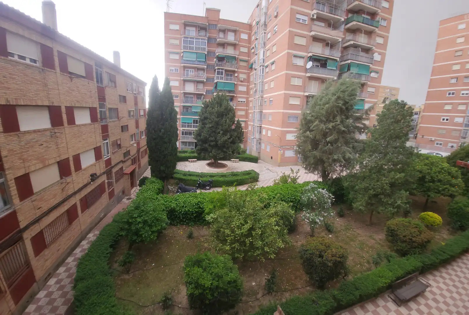 Außenansicht von Wohnung zum Verkauf in Granada mit Heizung
