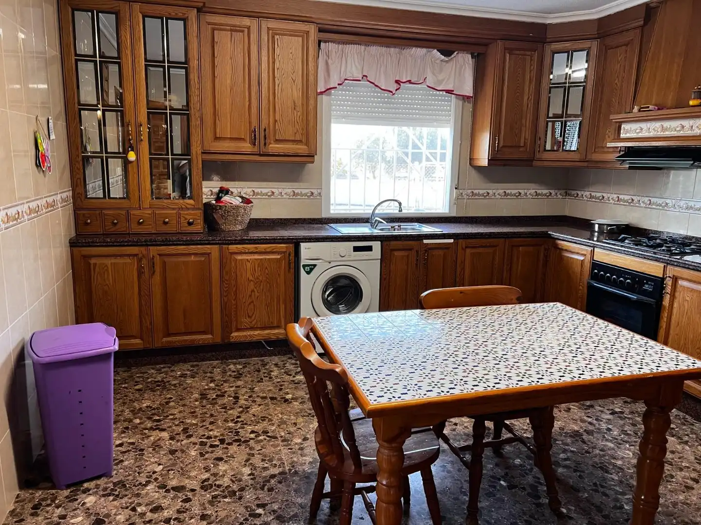 Cuina de Casa o xalet en venda en Elche / Elx amb Jardí privat, Terrassa i Traster
