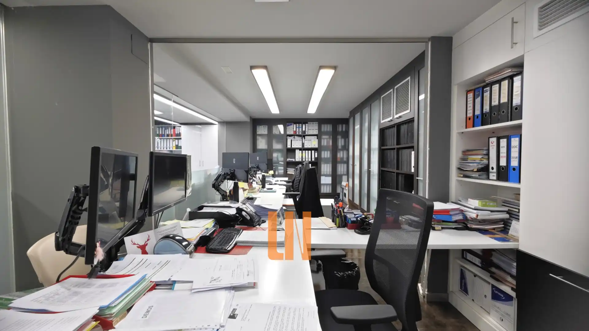 Office for rent in Culleredo  with Air Conditioner, Heating and Furnished