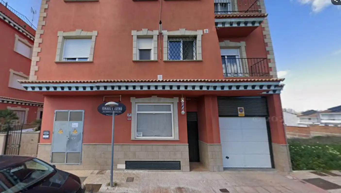 Aparcament amb ascensor en venda a Calle Gloria Fuertes 93, imagen 2