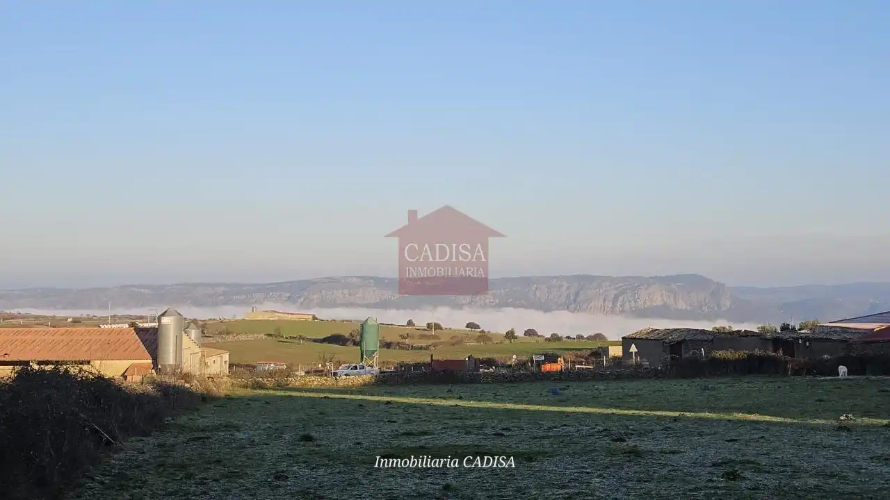 Casa o xalet en venda en Hinojosa de Duero amb Calefacció, Jardí privat i Traster