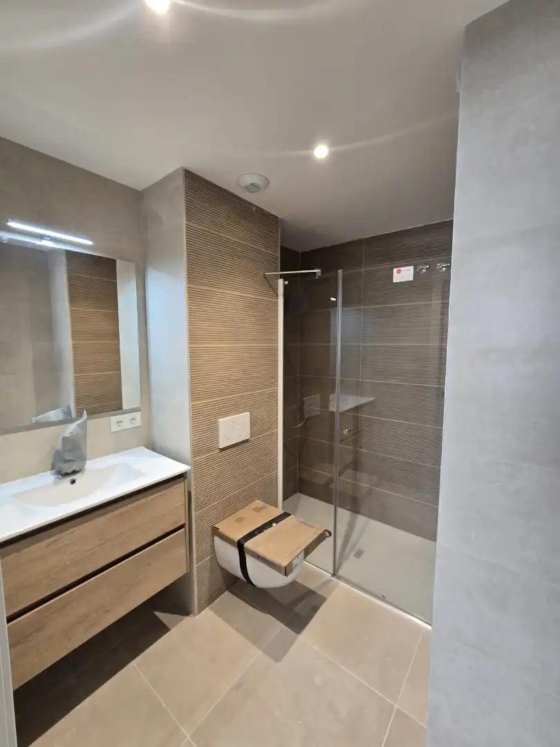 Bathroom of Flat for rent in Calella  with Air Conditioner, Heating and Oven