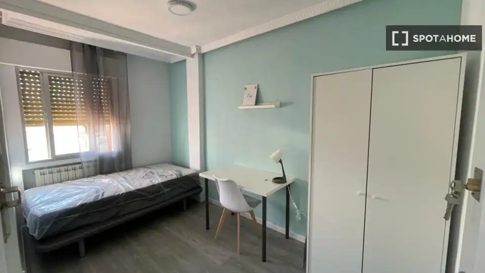 Room in Getafe, Madrid