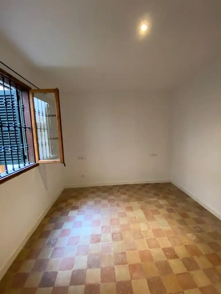 Piso de alquiler en  Palma de Mallorca con Aire acondicionado, Jardín privado y Trastero