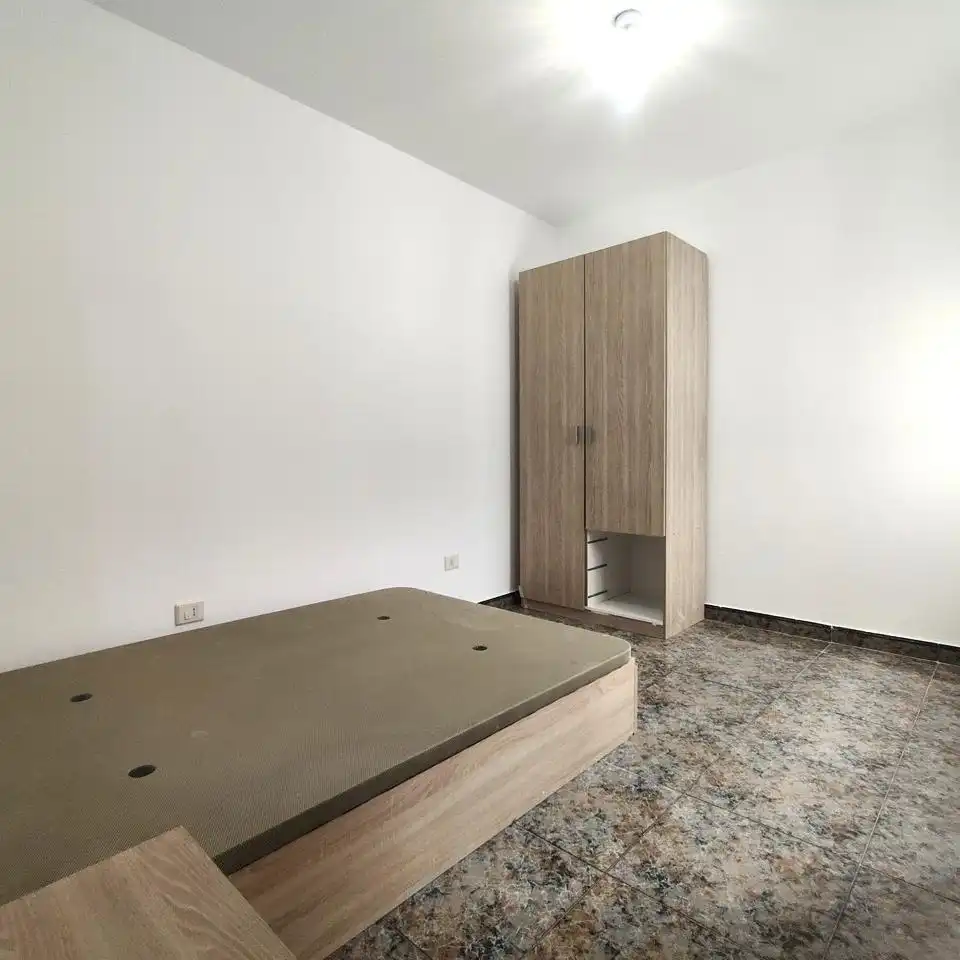 Dormitori de Apartament de lloguer en Telde amb Traster i Moblat