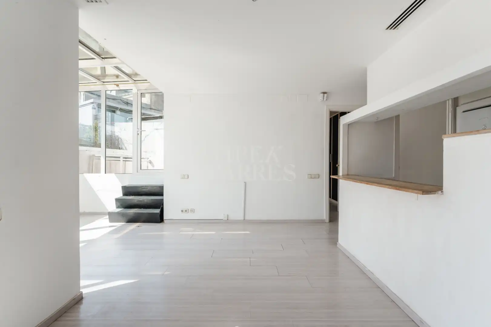Ático en venta en Barcelona con Aire acondicionado, Calefacción y Trastero
