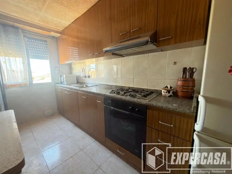 Kitchen of Flat for sale in Valencia  with Air Conditioner and Furnished
