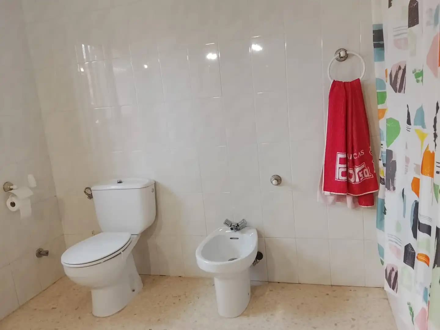 Bany de Finca rústica en venda en Córdoba amb Aire condicionat, Calefacció i Jardí privat