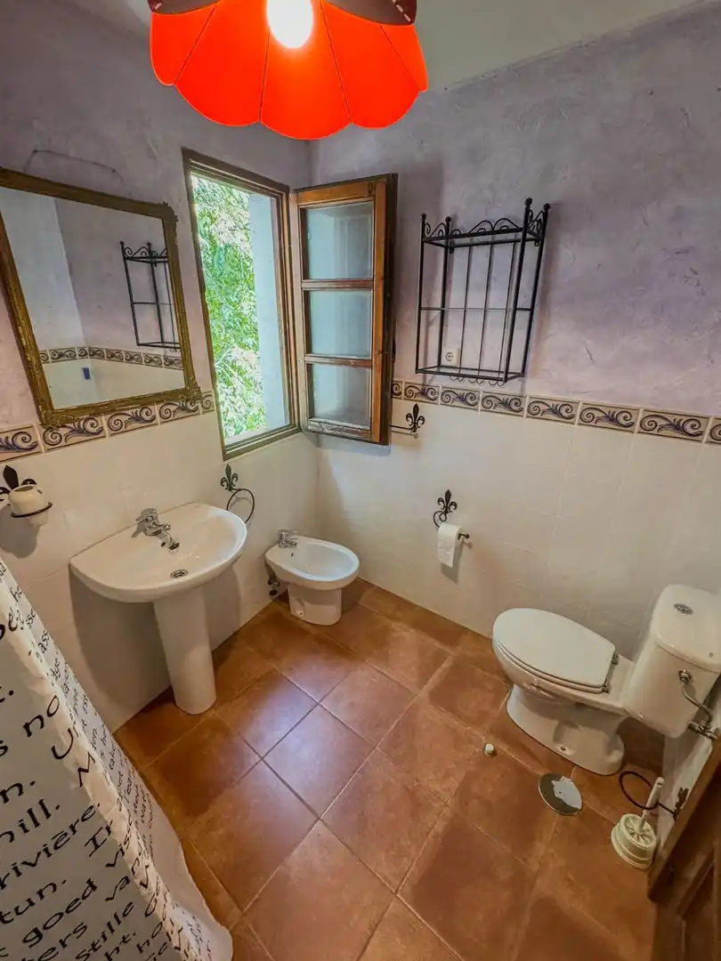 Baño de Casa adosada en venta en Olmeda de las Fuentes con Calefacción y Trastero