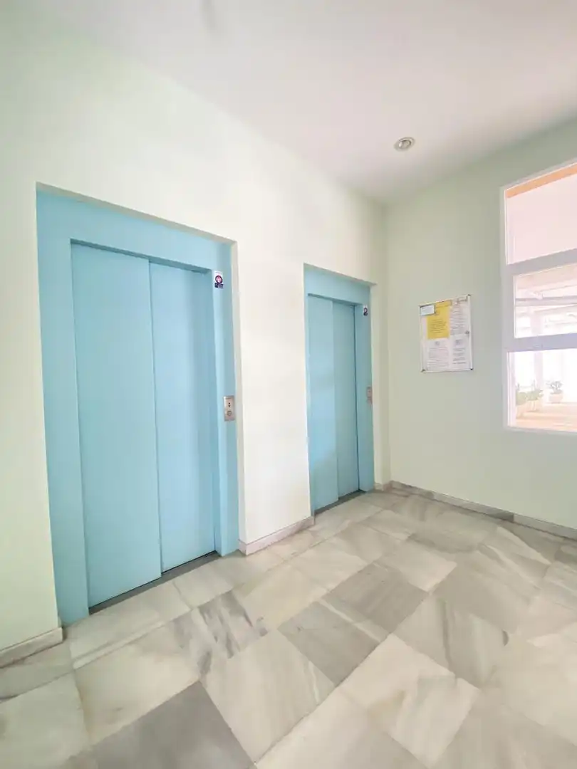Apartament amb terrassa en venda a Espatula 12, imagen 2