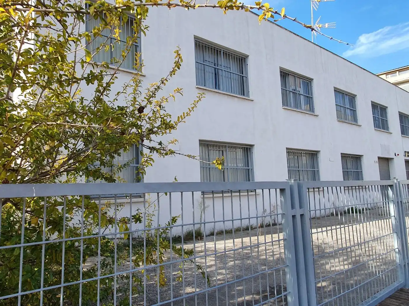 Fabrikhallen zur Miete in Montesa