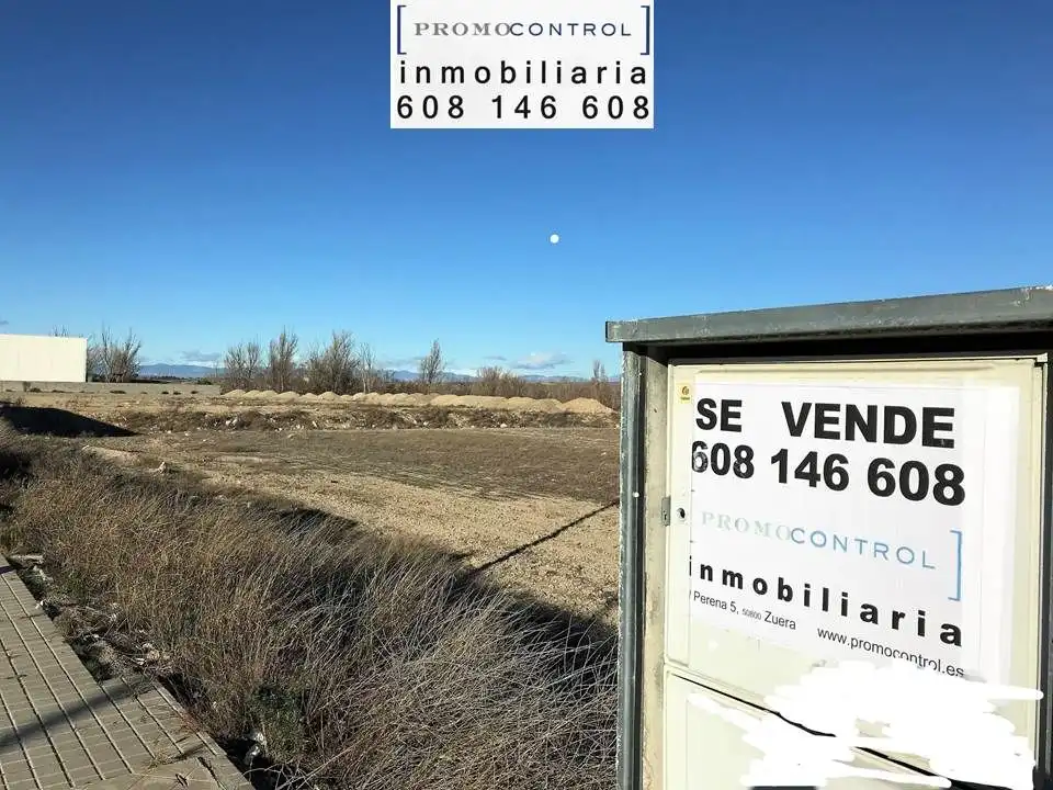 Terreni e lotti in vendita a Zuera