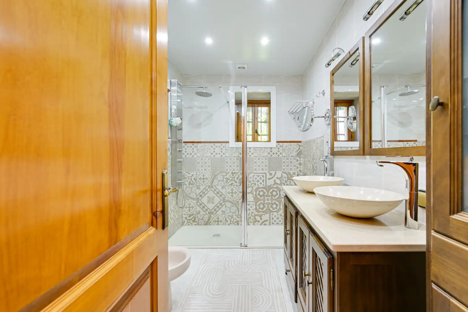 Baño de Finca rústica en venta en Amer con Aire acondicionado, Calefacción y Terraza