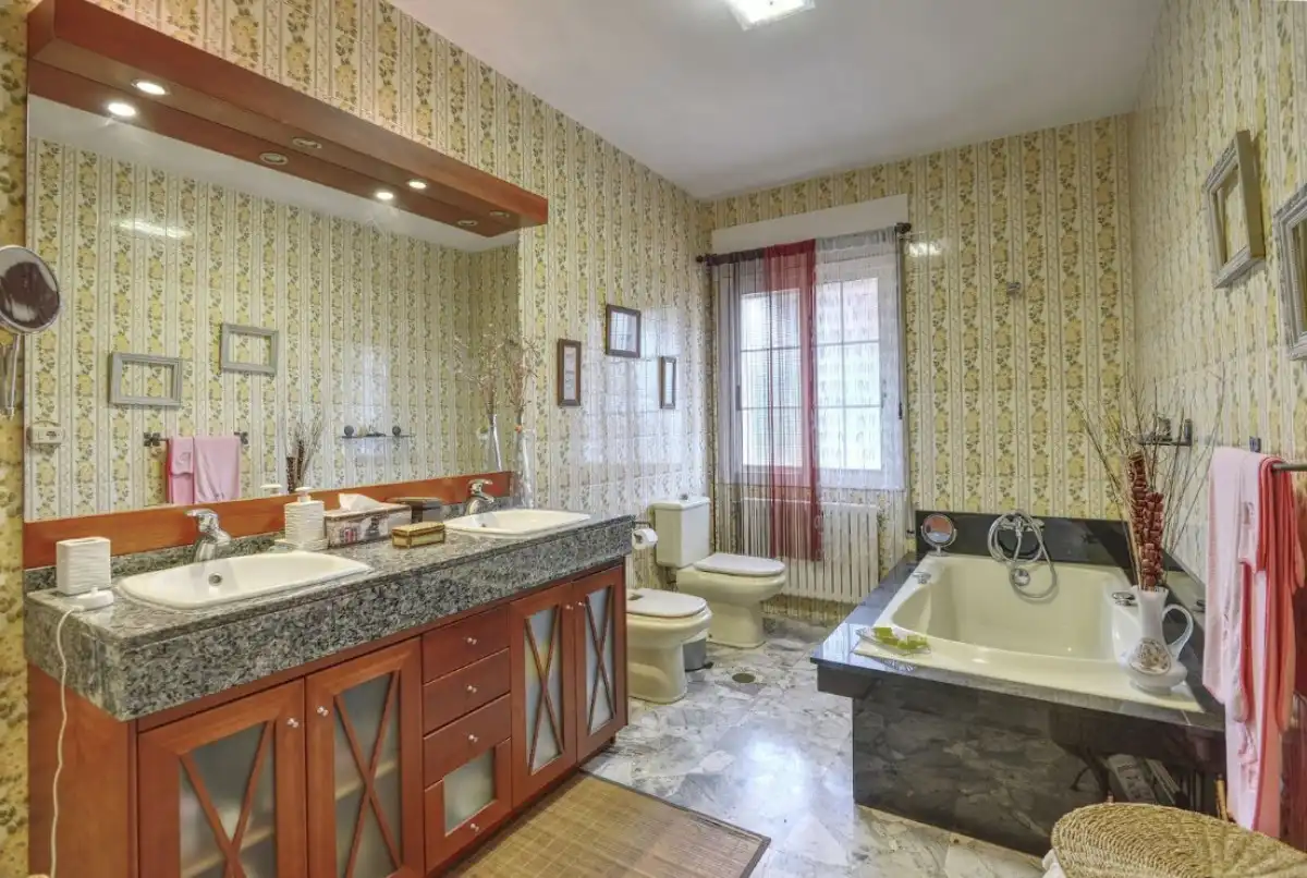 Baño de Nave industrial en venta en Cambre 