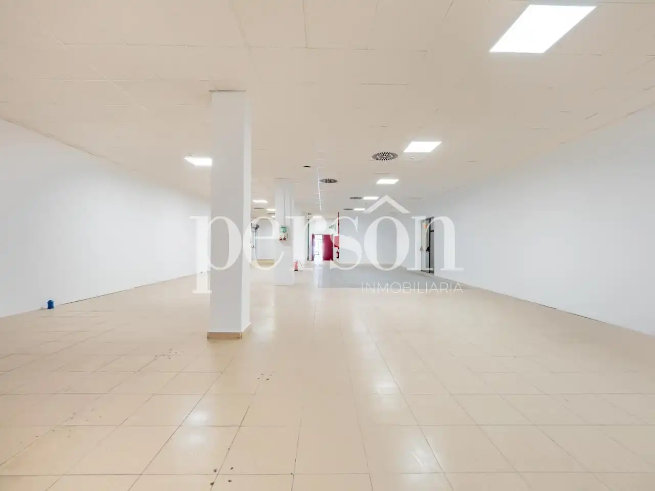 Industrial building to rent in Fuente del Jarro, imagen 30