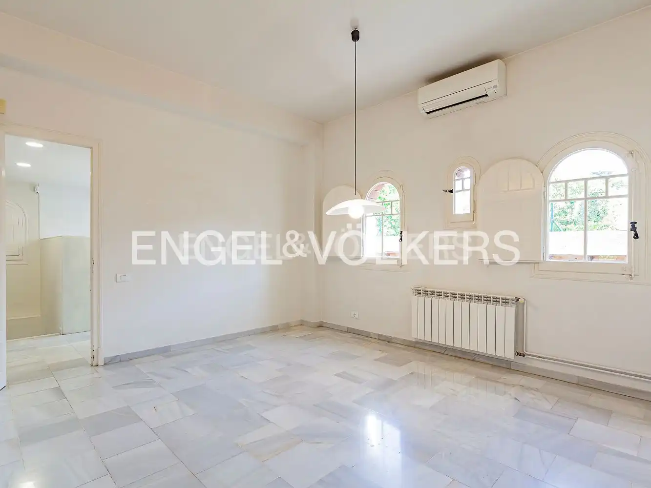 Dining room of Houses for sale in Sant Cugat del Vallès  with Air Conditioner, Heating and Private garden