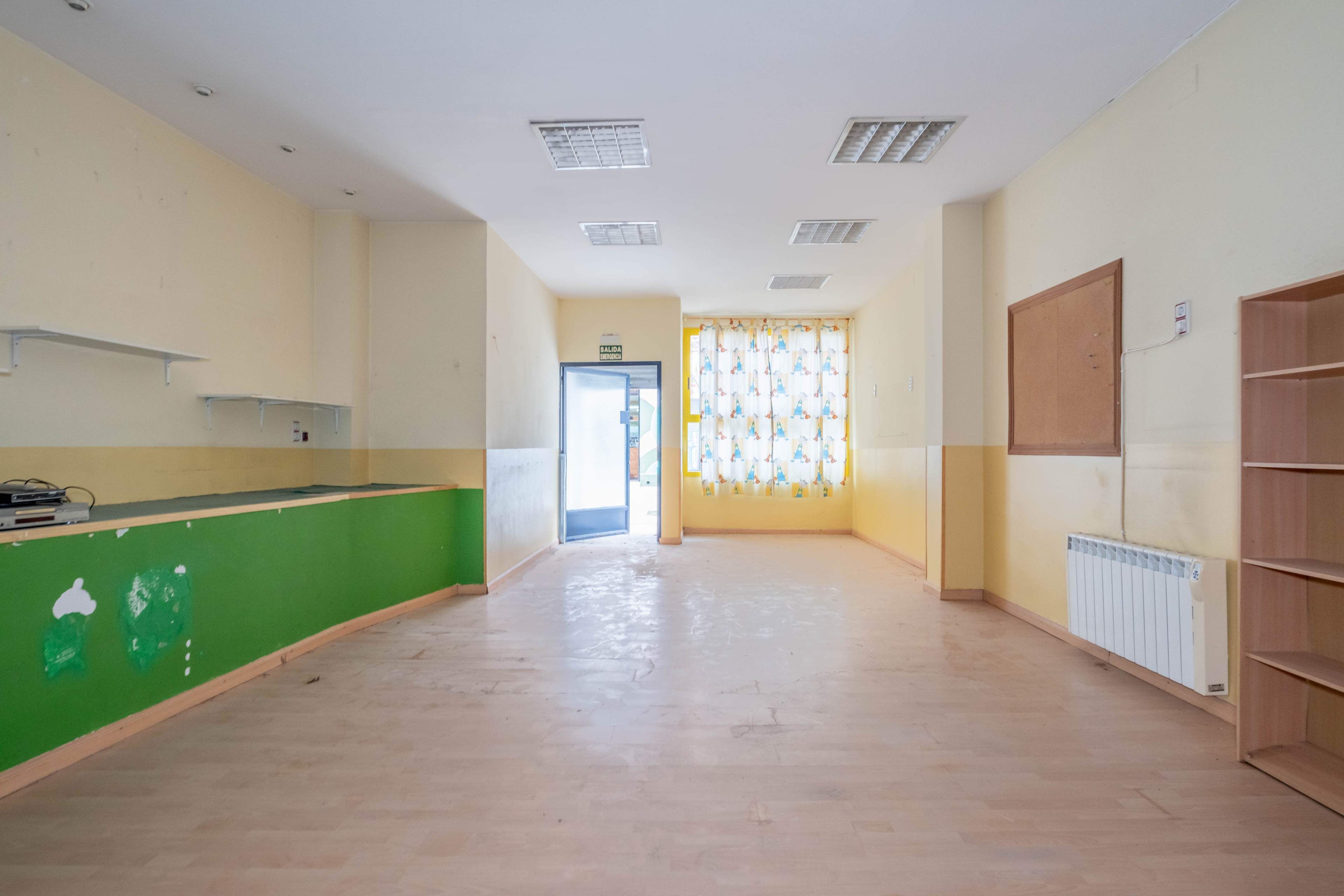 Premises for sale in  Zaragoza Capital