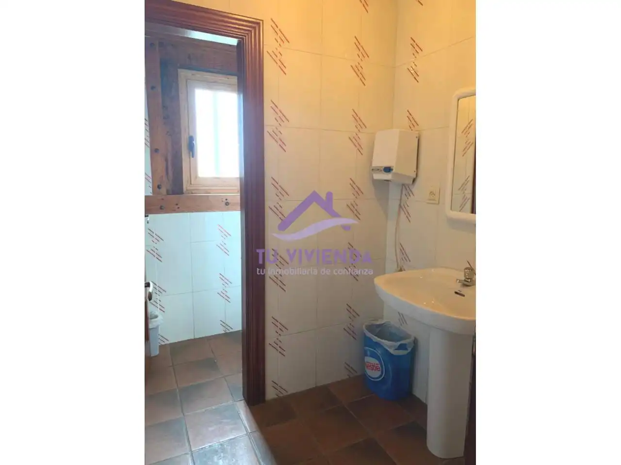 Baño de Local en venta en Pedrosa de la Vega
