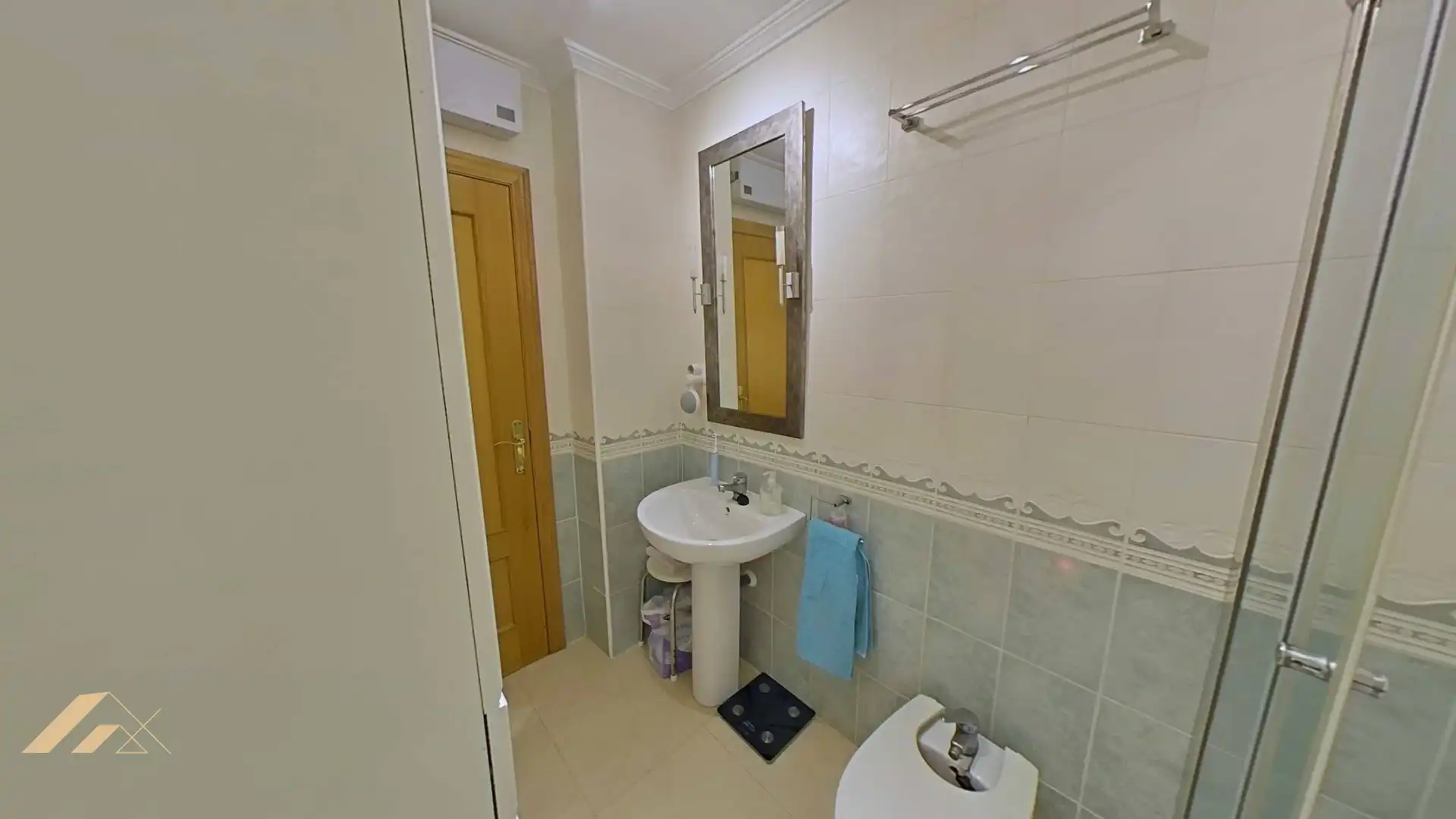 Bany de Apartament en venda en San Pedro del Pinatar amb Aire condicionat, Calefacció i Moblat