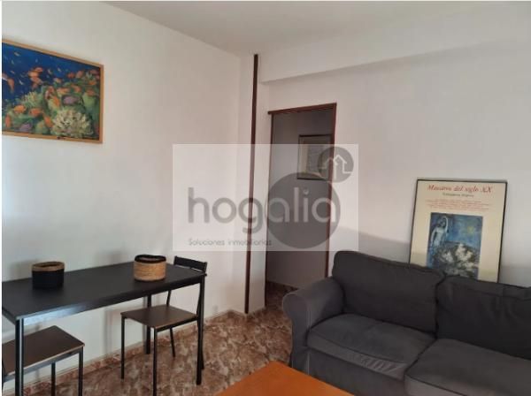 Living room of Flat to rent in  Sevilla Capital  with Air Conditioner, Terrace and Furnished