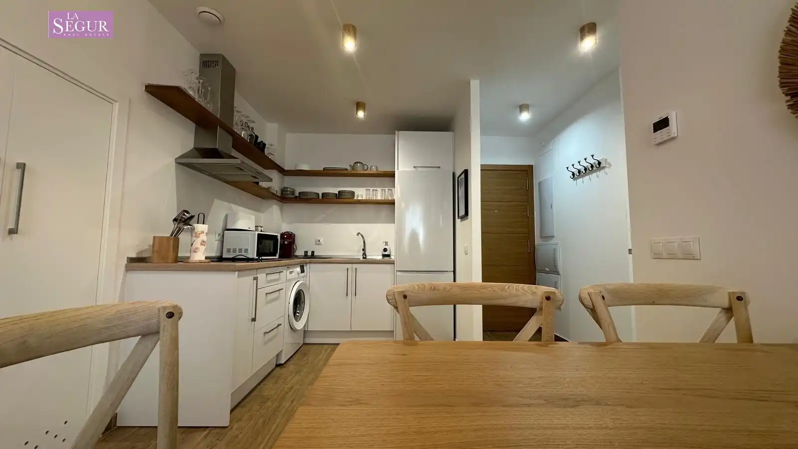 Kitchen of Ground floor for sale in Conil de la Frontera  with Terrace, Furnished and Community pool