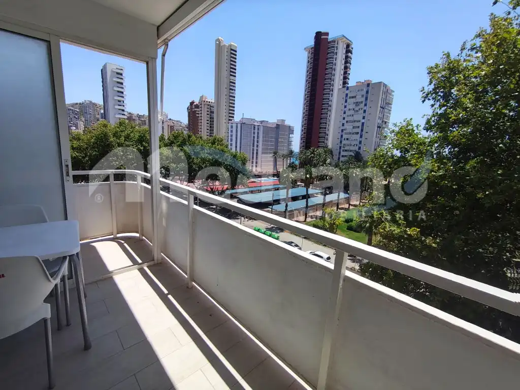 Vista exterior de Apartamento en venta en Benidorm con Aire acondicionado y Terraza