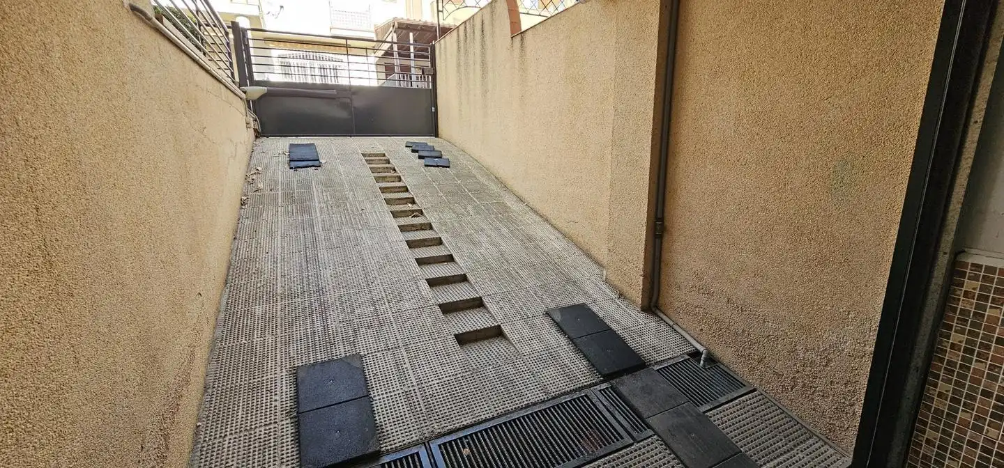 Casa adosada en venta en Calle MEDIO AMBIENTE, Maracena