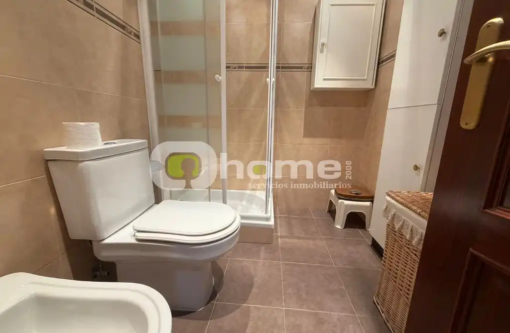 Bathroom of Flat for sale in Zamora Capital   with Air Conditioner, Heating and Parquet flooring