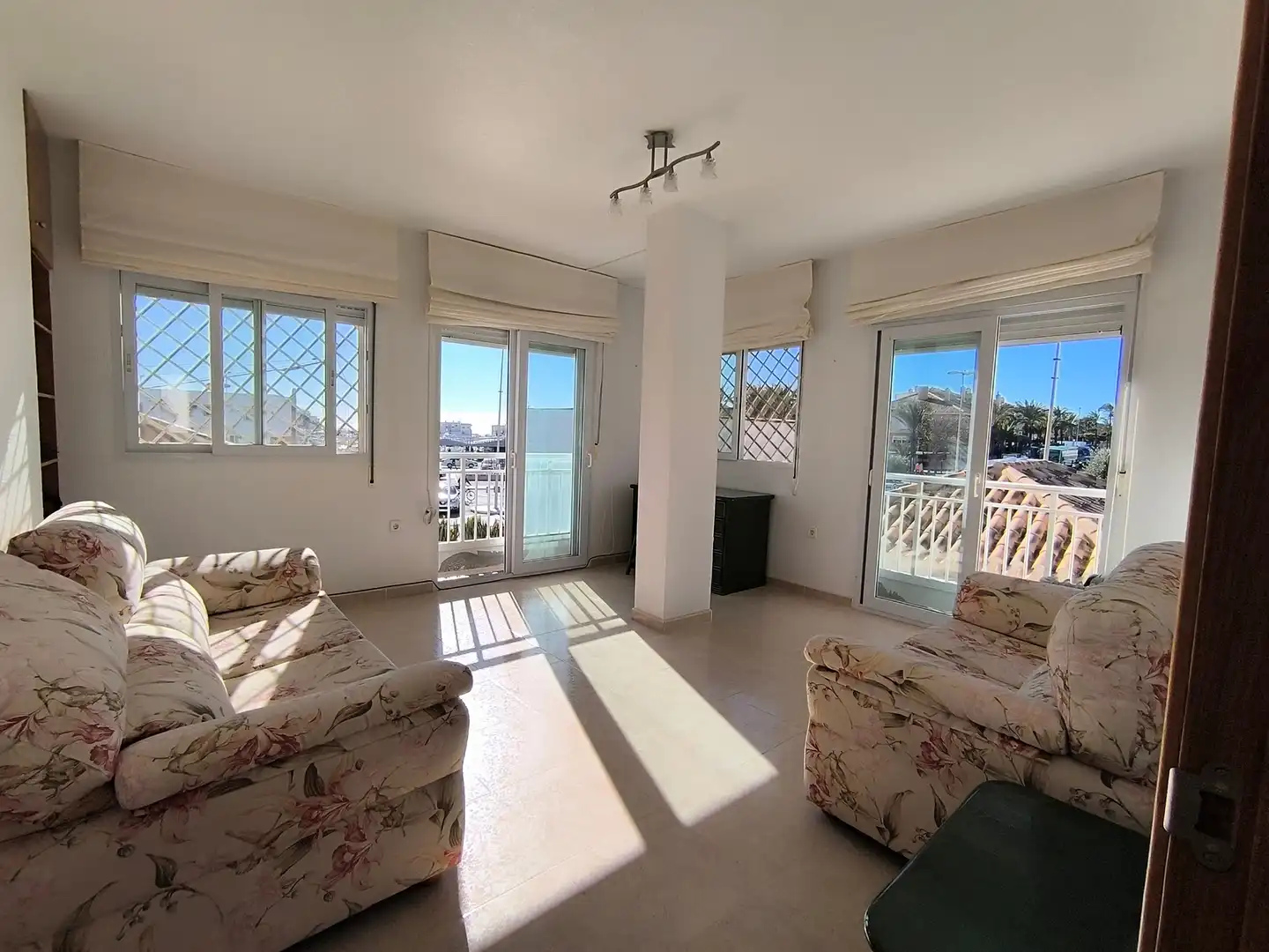 Sala de estar de Casa o chalet en venta en Cartagena con Aire acondicionado, Calefacción y Jardín privado