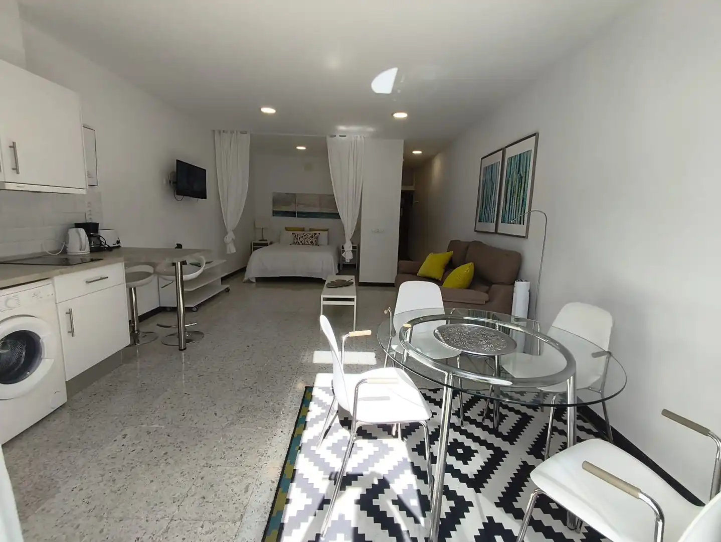 Wohnung zur Miete in Calle Puccini, Ciudad Jardín