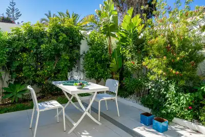 Terrassa de Casa o xalet en venda en Marbella amb Aire condicionat, Calefacció i Jardí privat