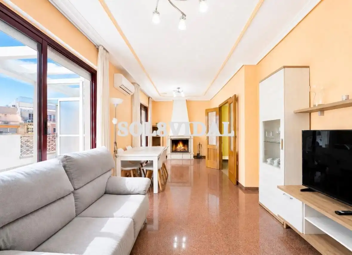 Sala de estar de Ático de alquiler en Orihuela con Terraza y Balcón