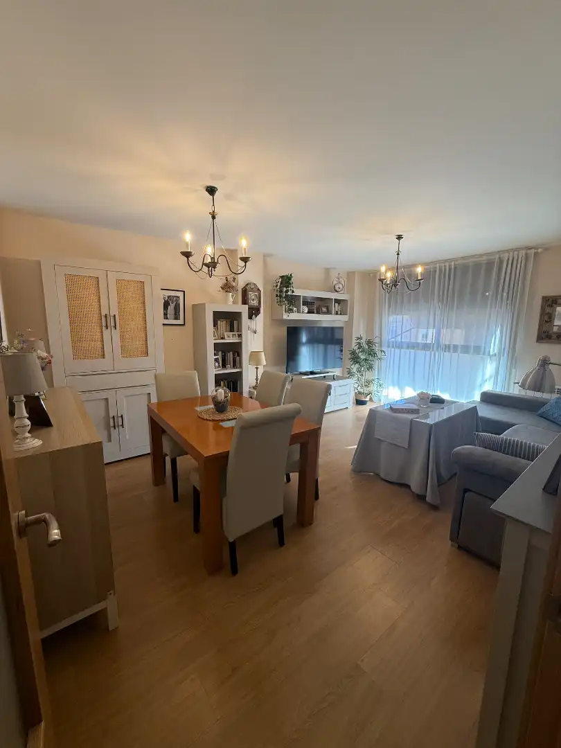 Comedor de Dúplex en venta en Alameda de la Sagra con Calefacción, Jardín privado y Trastero