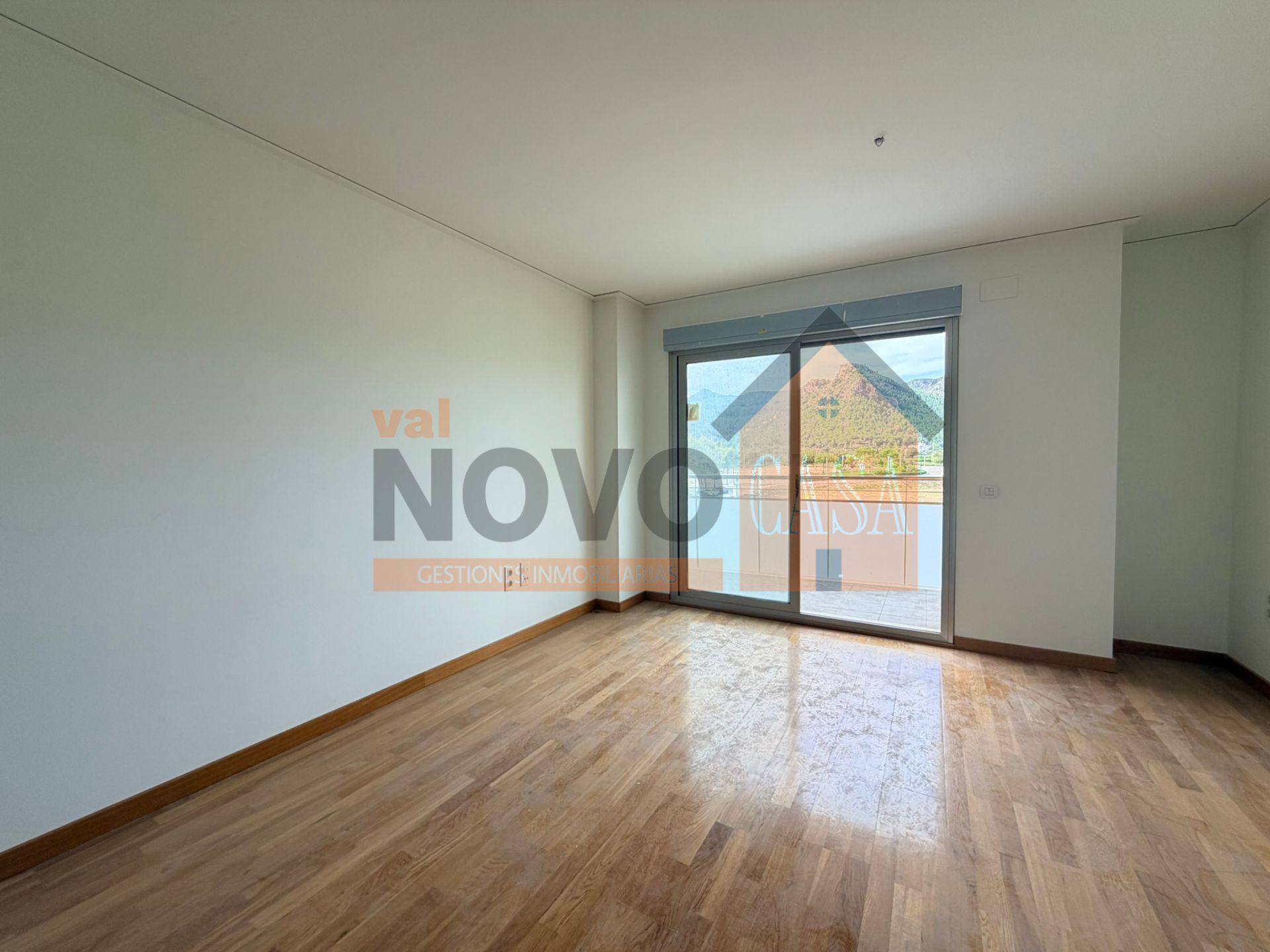 Sala d'estar de Pis en venda en Gandia amb Aire condicionat