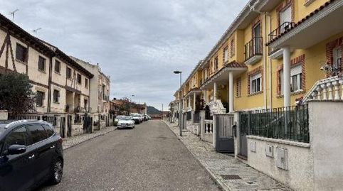 Foto 2 de Casa adosada en venta en Calle Reina Sofia, 8, Mojados, Valladolid