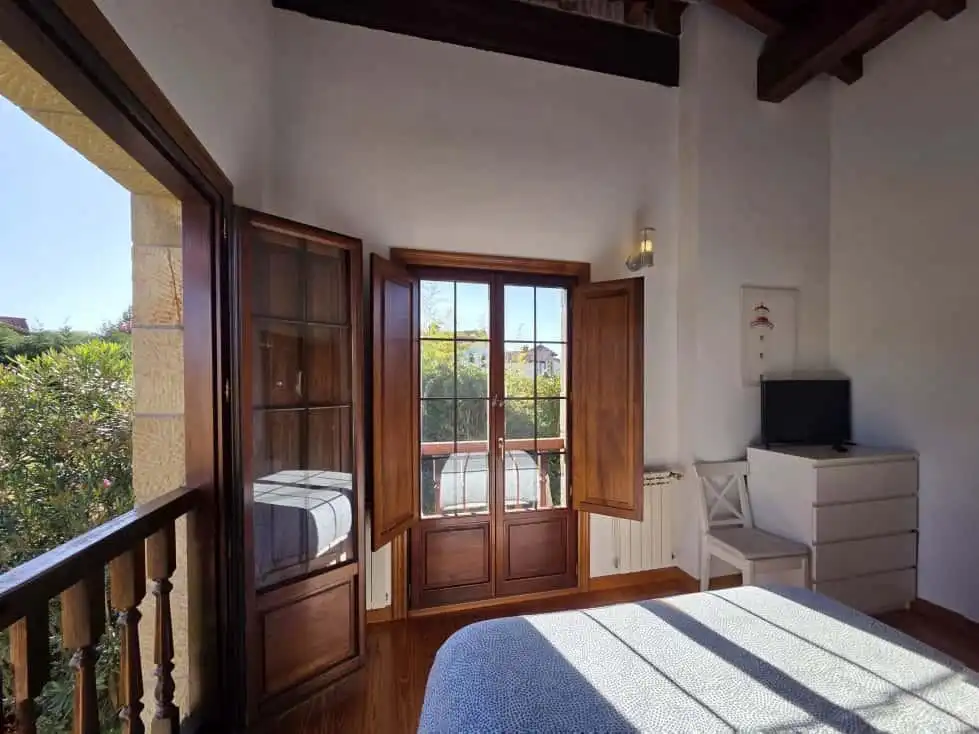 Dormitori de Casa adosada en venda en Ribamontán al Monte amb Calefacció, Jardí privat i Terrassa