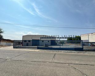 Exterior view of Industrial buildings for sale in El Carpio de Tajo