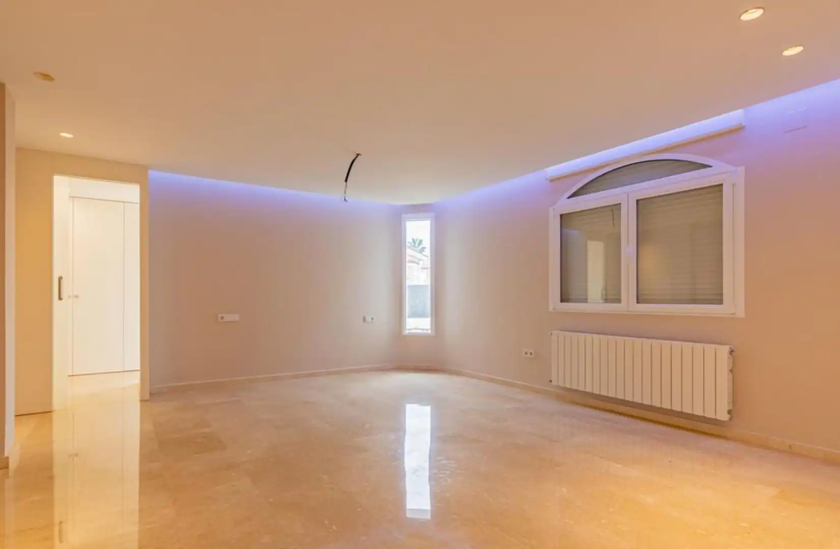 Apartamento en venta en Pueblo - Urbanizaciones