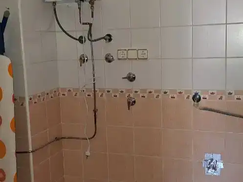 Bany de Pis en venda en Güéjar Sierra amb Balcó