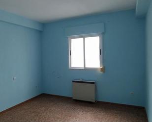 Bedroom of Flat for sale in Nambroca  with Heating