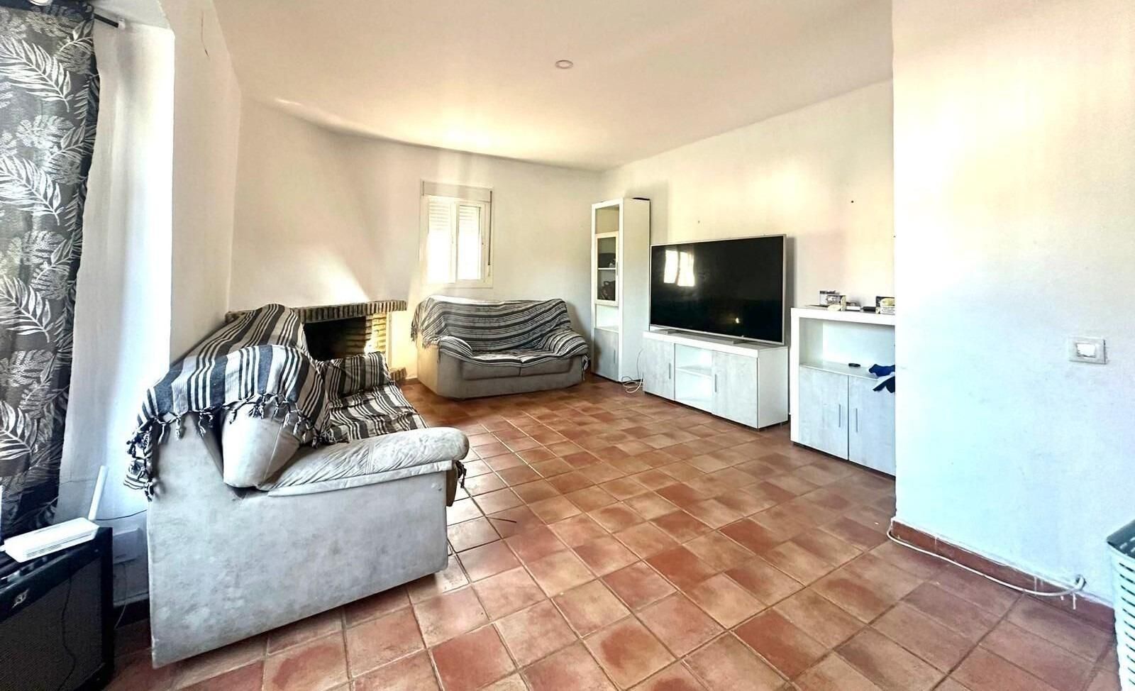 Sala d'estar de Casa o xalet en venda en El Puerto de Santa María amb Jardí privat
