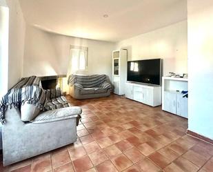 Sala d'estar de Casa o xalet en venda en El Puerto de Santa María amb Jardí privat