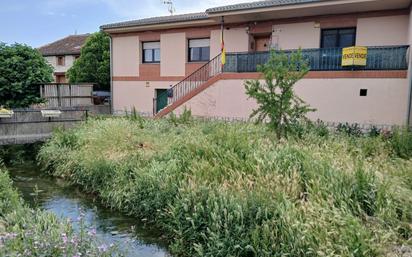 Exterior view of House or chalet for sale in Cuéllar  with Terrace and Storage room