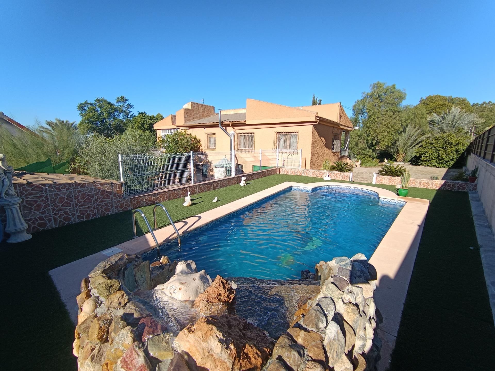 Piscina de Casa o xalet en venda en Molina de Segura amb Aire condicionat, Calefacció i Jardí privat