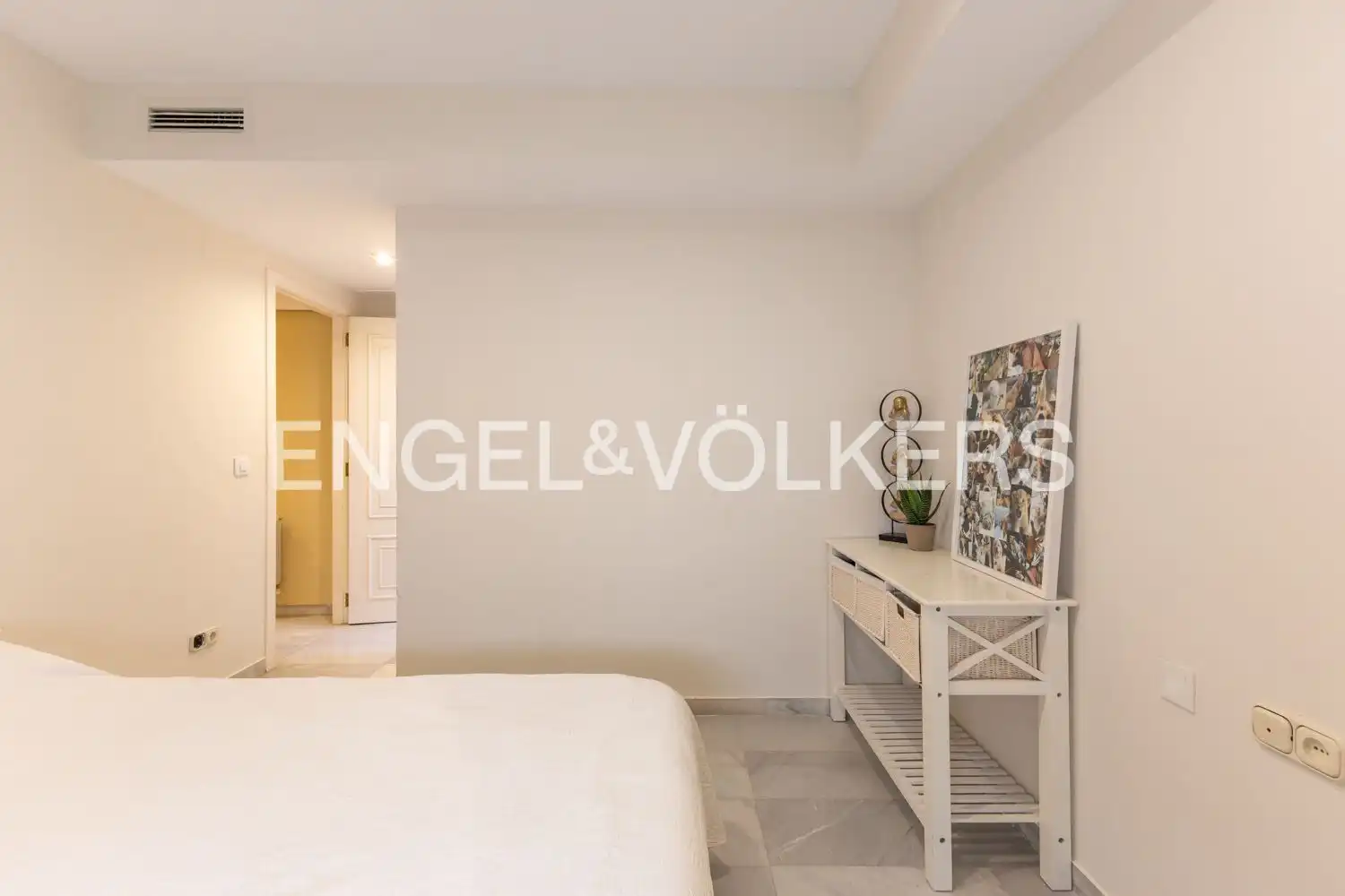 Habitación de Piso en venta en Valencia con Aire acondicionado, Calefacción y Trastero