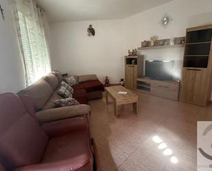 Sala d'estar de Casa o xalet en venda en Los Navalmorales amb Calefacció i Terrassa