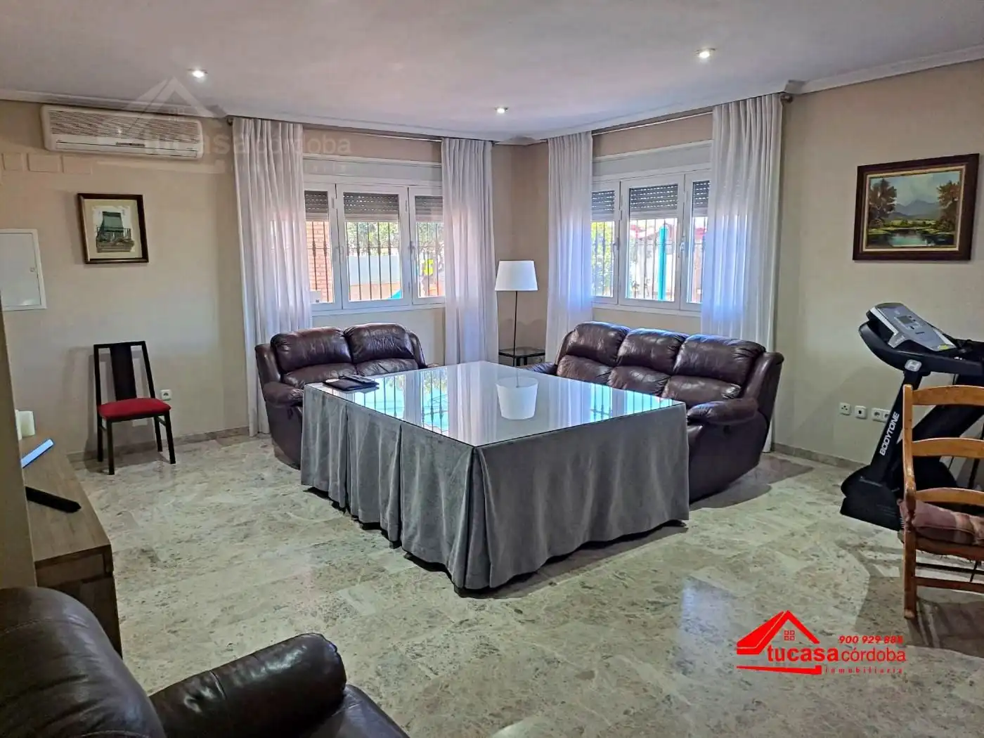Living room of Country homes for sale in Córdoba  with Storage room and Swimming Pool