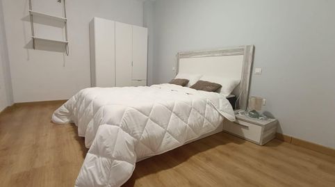 Foto 4 de Piso de alquiler en General Esparteros, Valdepeñas, Ciudad Real